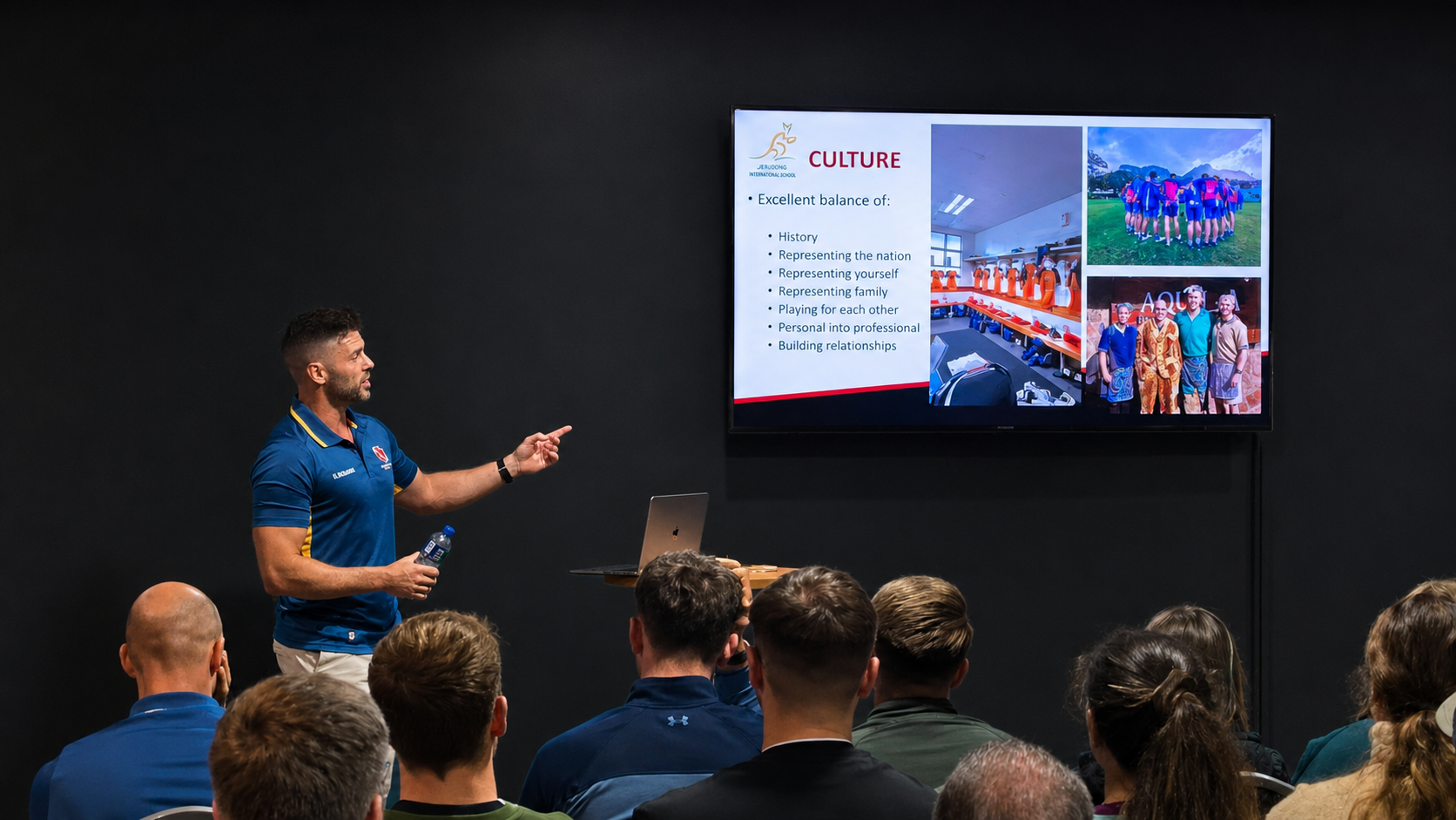 Gareth O'Neill presenting a CPD and mentorship session