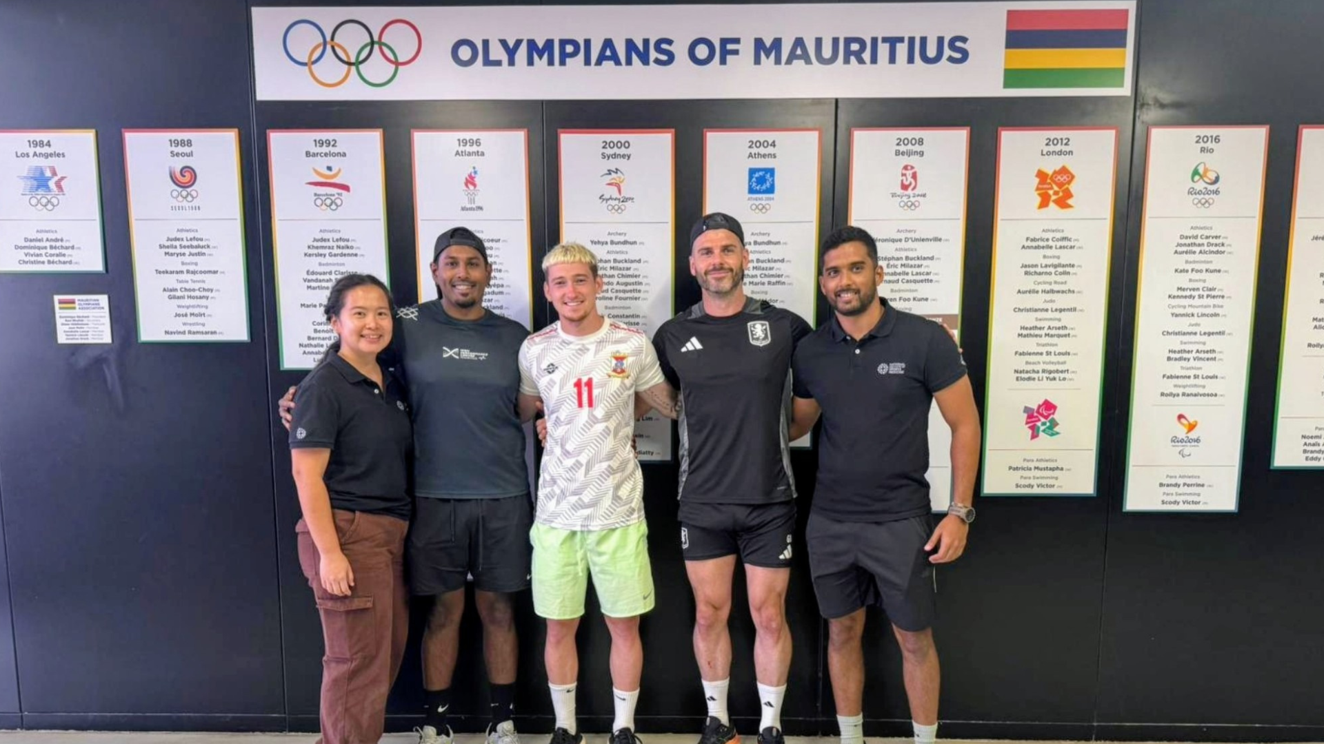 Gareth O'Neill with the Mauritius Olympic Committee team
